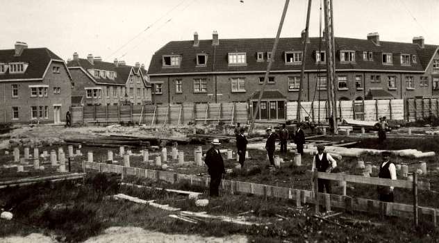 amsterdam houten palen